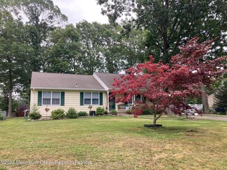 34 Mayflower Dr, Tuckerton, NJ 08087