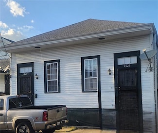 1627 Urquhart St, New Orleans, LA 70116