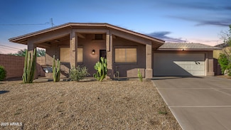 1402 E Malapai Dr, Phoenix, AZ 85020