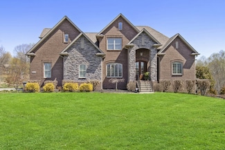 1041 Keystone Dr, Pleasant View, TN 37146