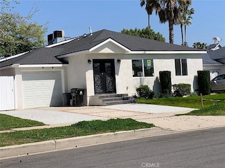 17961 Martha St, Encino, CA 91316