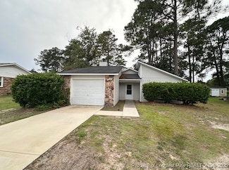 1128 Thornwood Place, Fayetteville, NC 28304