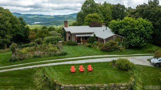 1708 Trout Creek Rd, Tuckasegee, NC 28783
