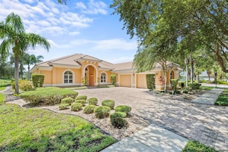 24 Eastlake Dr, Palm Coast, FL 32137