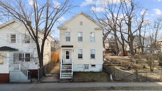 354 Blatchley Ave, New Haven, CT 06513