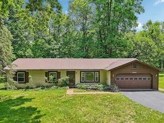 6769 Thoreau Ln NE, Baltimore, OH 43105