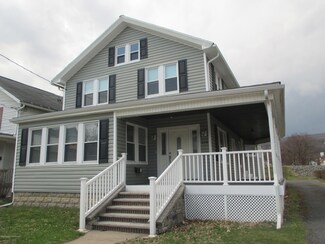 114 Hull Ave, Olyphant, PA 18447