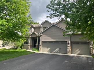 1040 S Windmill Creek, Waconia, MN 55387