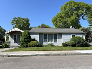 574 Florence St, Fall River, MA 02720