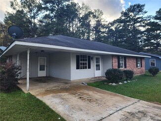 626 13th Ave, Glenmora, LA 71433