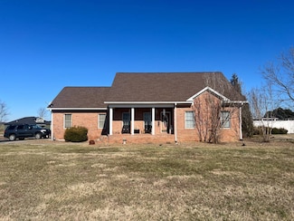 325 Davis Mill Rd, Elkton, KY 42220