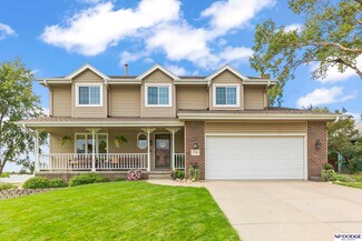 2504 N 155th St, Omaha, NE 68116