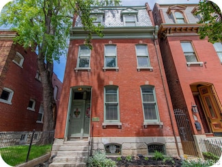 1223 Sidney St, Saint Louis, MO 63104