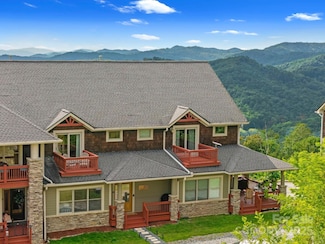 315 Vista Dr Unit 303, Mars Hill, NC 28754