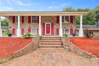 1025 Mohawk St, Savannah, GA 31419