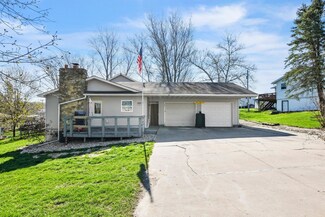 304 Holland Ln, Hollandale, WI 53544
