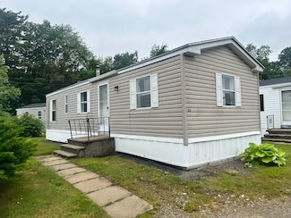 751 Washington St Unit 33, Auburn, MA 01501