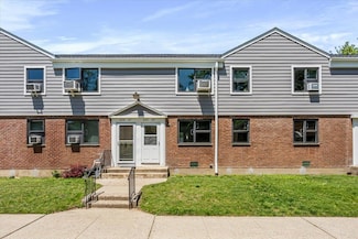 220- 29 73rd Ave Unit Lower, Oakland Gardens, NY 11364