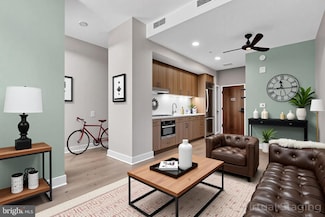 1211 Van St SE Unit TH 1F, Washington, DC 20003