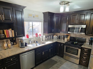 1904 E 26th Place, Yuma, AZ 85365