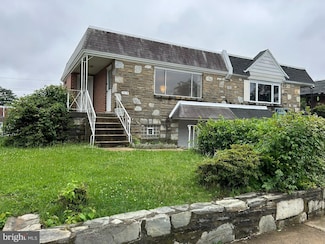 7819 Anita Dr, Philadelphia, PA 19111