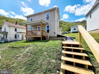 21323 Donna St SW, Westernport, MD 21562