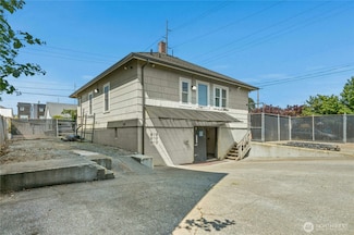 903 NW 50th St, Seattle, WA 98107