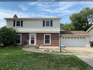 3611 Cheyenne Blvd, Sioux City, IA 51104