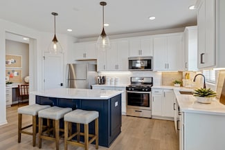 10671 Ithaca Ln N, Maple Grove, MN 55369