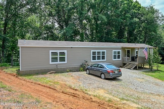 352 Ward Rd, Ripley, MS 38663