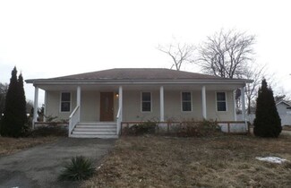 75 Connolly Rd, Avon, MA 02322