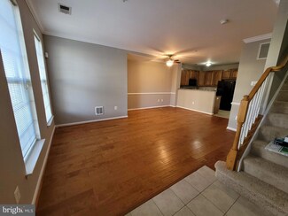 15507 John Diskin Cir, Woodbridge, VA 22191
