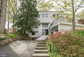 2240 N Quebec St, Arlington, VA 22207