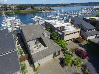 255 N Lotus Beach Dr, Portland, OR 97217