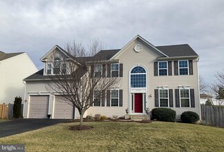 8789 Ellis Mill Dr, Gainesville, VA 20155