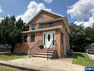 385 Godwin Ave Unit 2, Wyckoff, NJ 07481