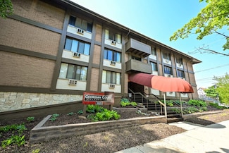2025 E Greenwich Ave Unit 108, Milwaukee, WI 53211