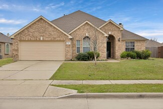 1117 Victory Bells Dr, Haslet, TX 76052