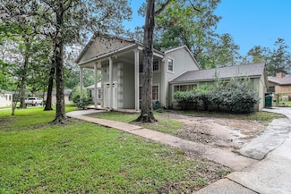 37 Holly Ct, Conroe, TX 77304
