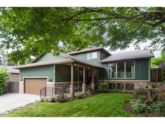 10016 SE 100th Dr, Happy Valley, OR 97086