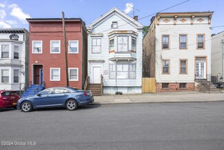 661 State St, Albany, NY 12203