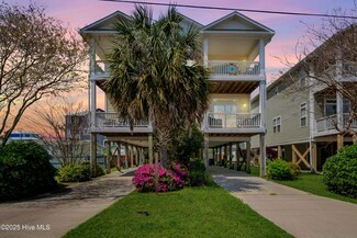 1318 Snapper Ln Unit 2, Carolina Beach, NC 28428