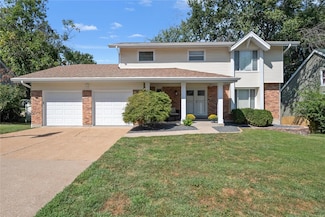 875 Somerton Ridge Dr, Saint Louis, MO 63141