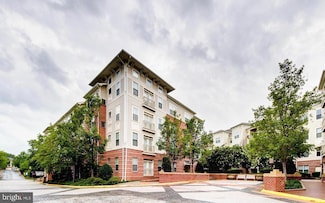 9480 Virginia Center Blvd Unit 420, Vienna, VA 22181