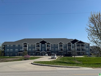 201 Sunrise Park Rd Unit 211, Storm Lake, IA 50588