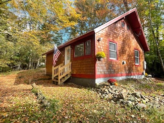 2 Washington Ct, Barnstead, NH 03225