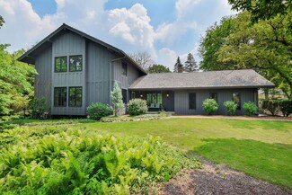 1390 Shady Ln Unit 3, Wheaton, IL 60187