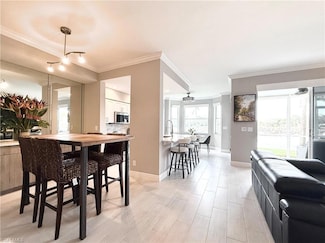 7505 Stoneybrook Dr Unit 716, Naples, FL 34112