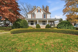 104 King St, Perryopolis, PA 15473