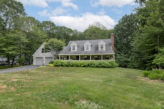 12 Hampton Cir, Scarborough, ME 04074